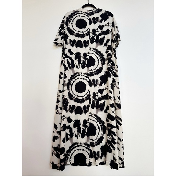 ❌SOLD❌ Alembika Dress - Picture 2 of 10